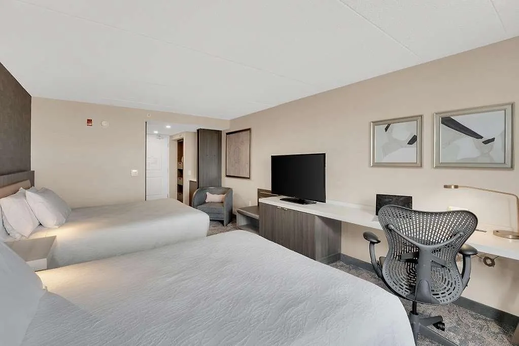 Hilton Garden Inn Toronto/Brampton 3*, Brampton