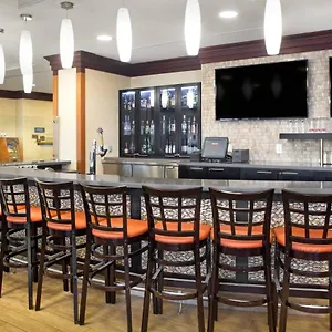 Hotel Fairfield & By Marriott Toronto Airport, Mississauga
